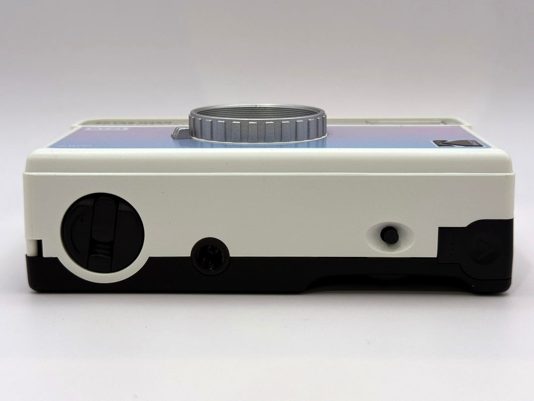 Kodak Ektar H35N Half Frame 35mm Film Camera – Lightweight & Easy to Use