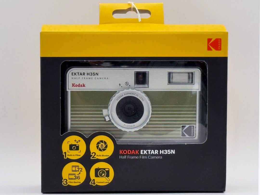 Kodak Ektar H35N Half Frame 35mm Film Camera – Lightweight & Easy to Use