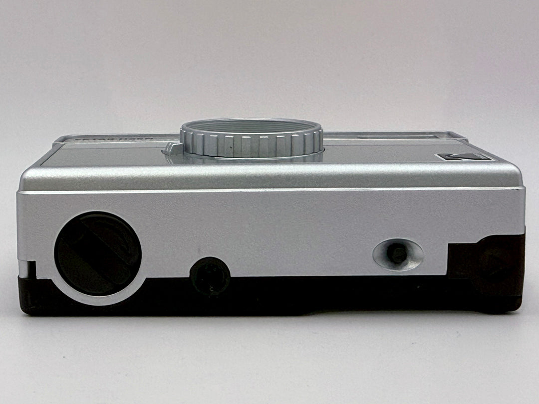 Kodak Ektar H35N Half Frame 35mm Film Camera – Lightweight & Easy to Use